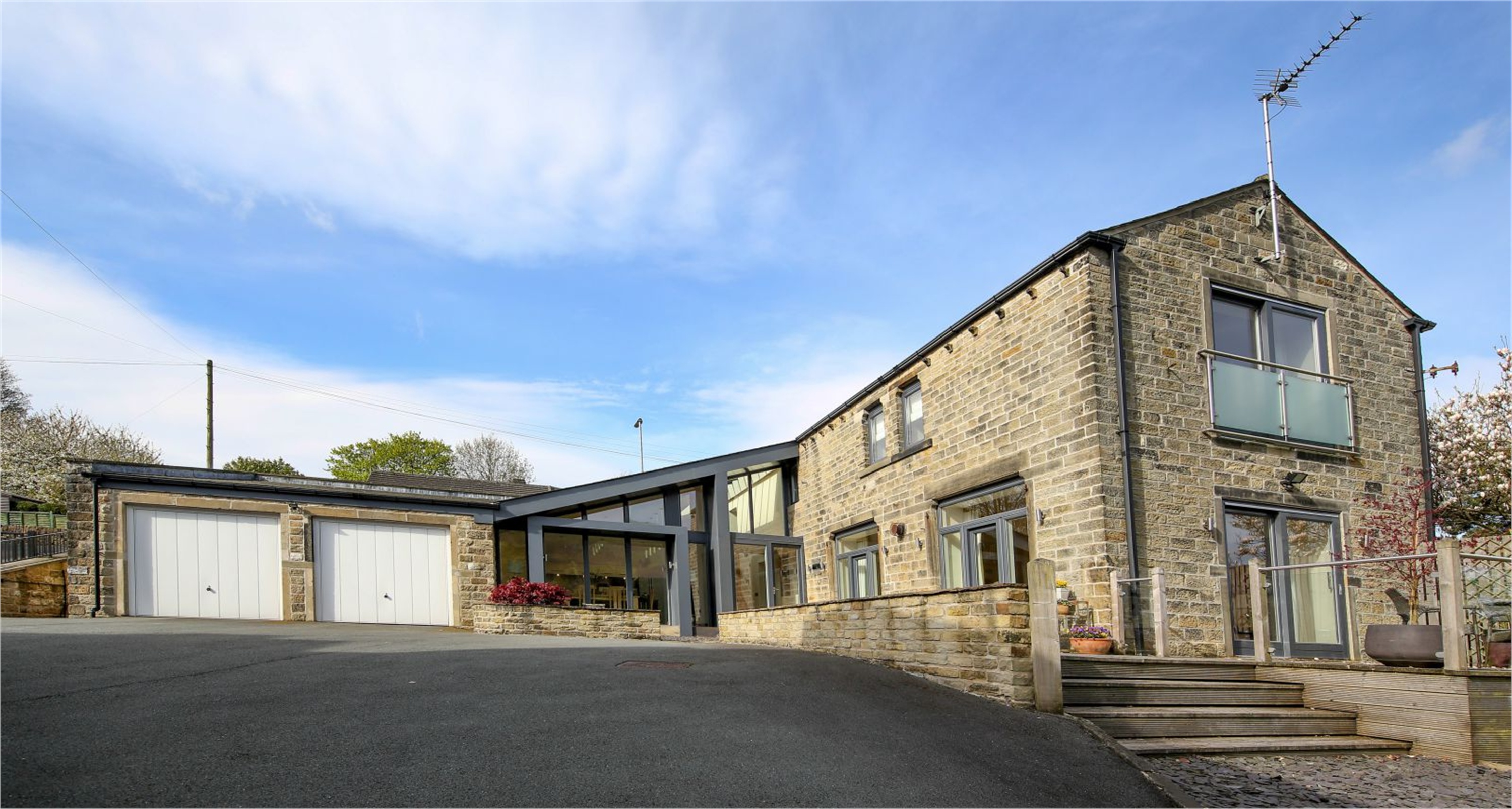 Hazeldene Barn and Cottage, Stoney Bank Lane, New Mill, Holmfirth, HD9 7LZ