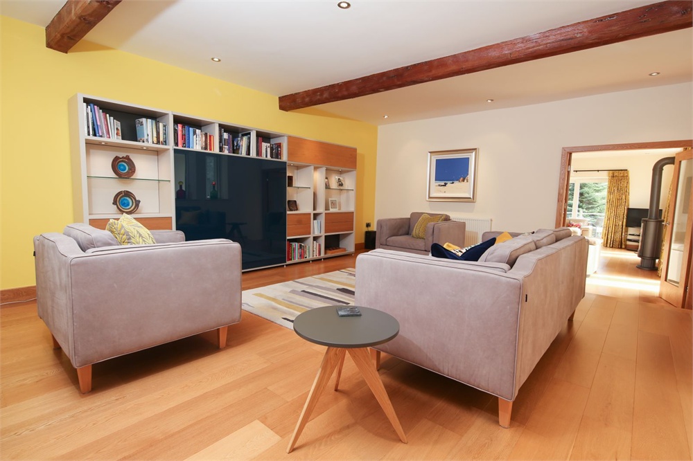 Hazeldene Barn and Cottage, Stoney Bank Lane, New Mill, Holmfirth, HD9 7LZ