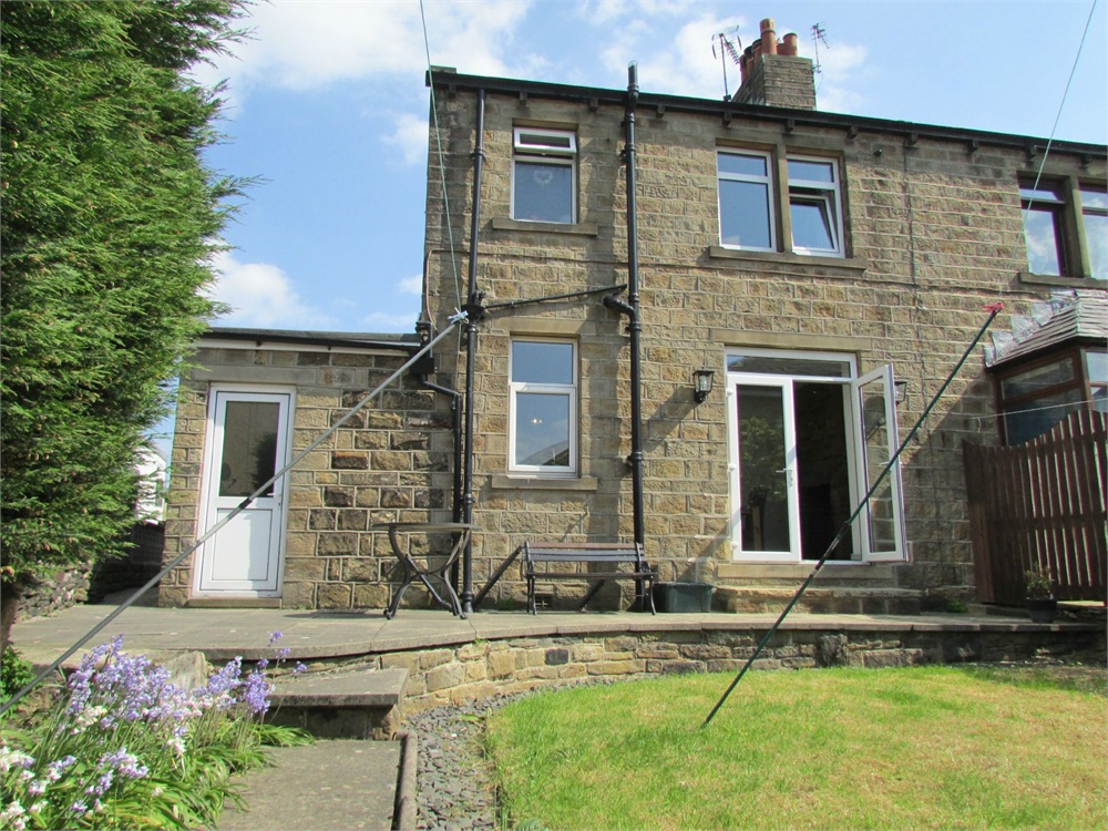 Vendale, Cinderhills Road, Holmfirth HD9 1EH