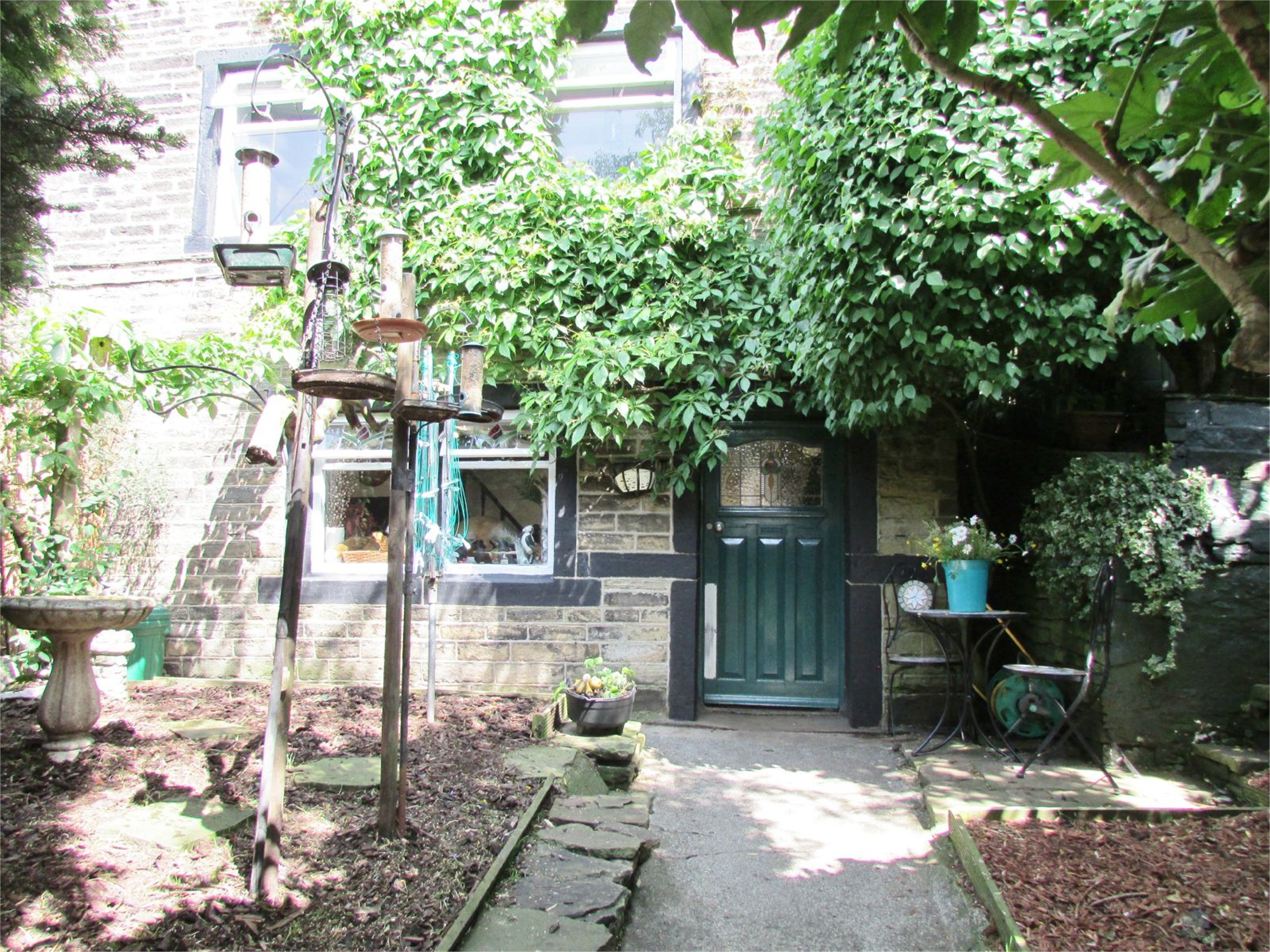 35 Underbank Old Road, Holmfirth