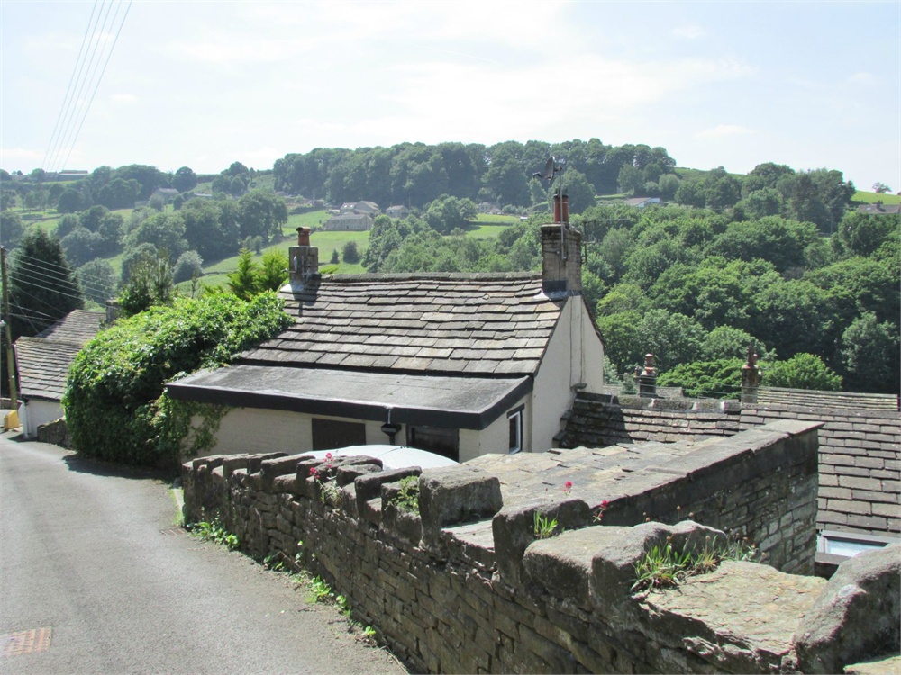 35 Underbank Old Road, Holmfirth