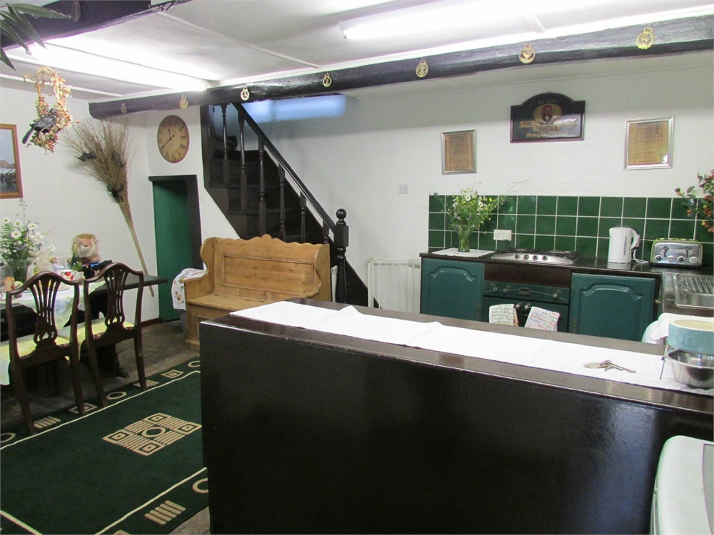35 Underbank Old Road, Holmfirth