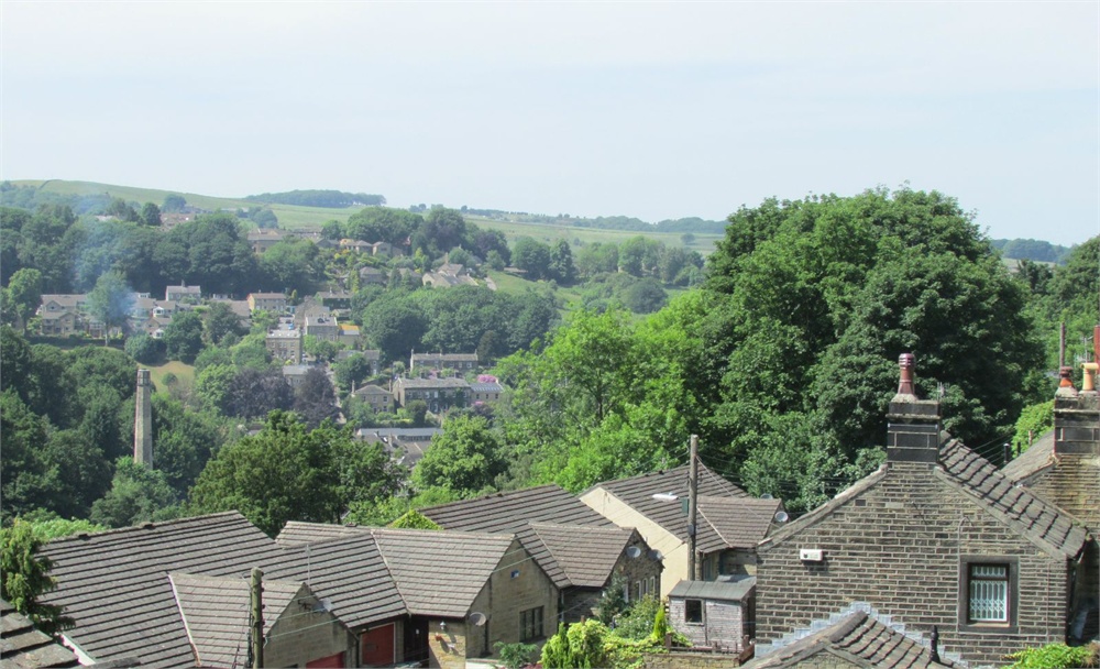 35 Underbank Old Road, Holmfirth