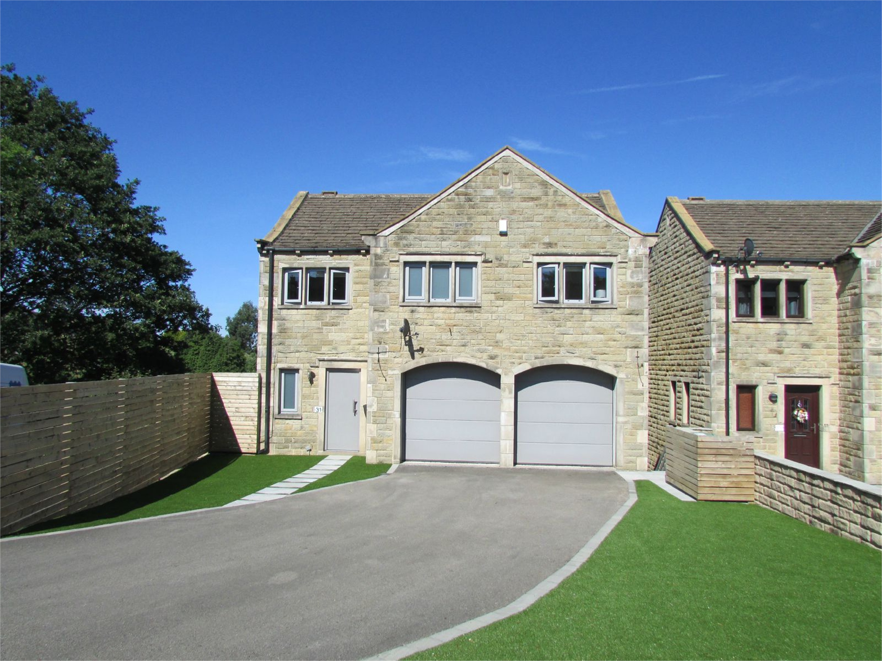 31 Wickleden Gate, Scholes, Holmfirth HD9 1QT