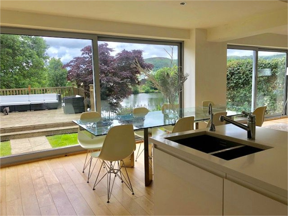 31 Wickleden Gate, Scholes, Holmfirth HD9 1QT
