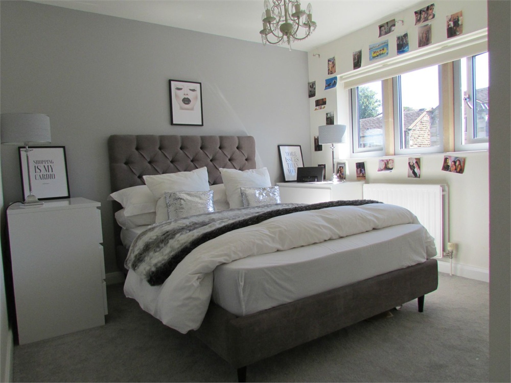 31 Wickleden Gate, Scholes, Holmfirth HD9 1QT