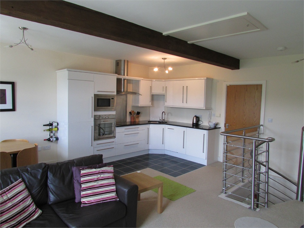 23 Upper Sunny Bank Mews, Meltham, HD9 5AA