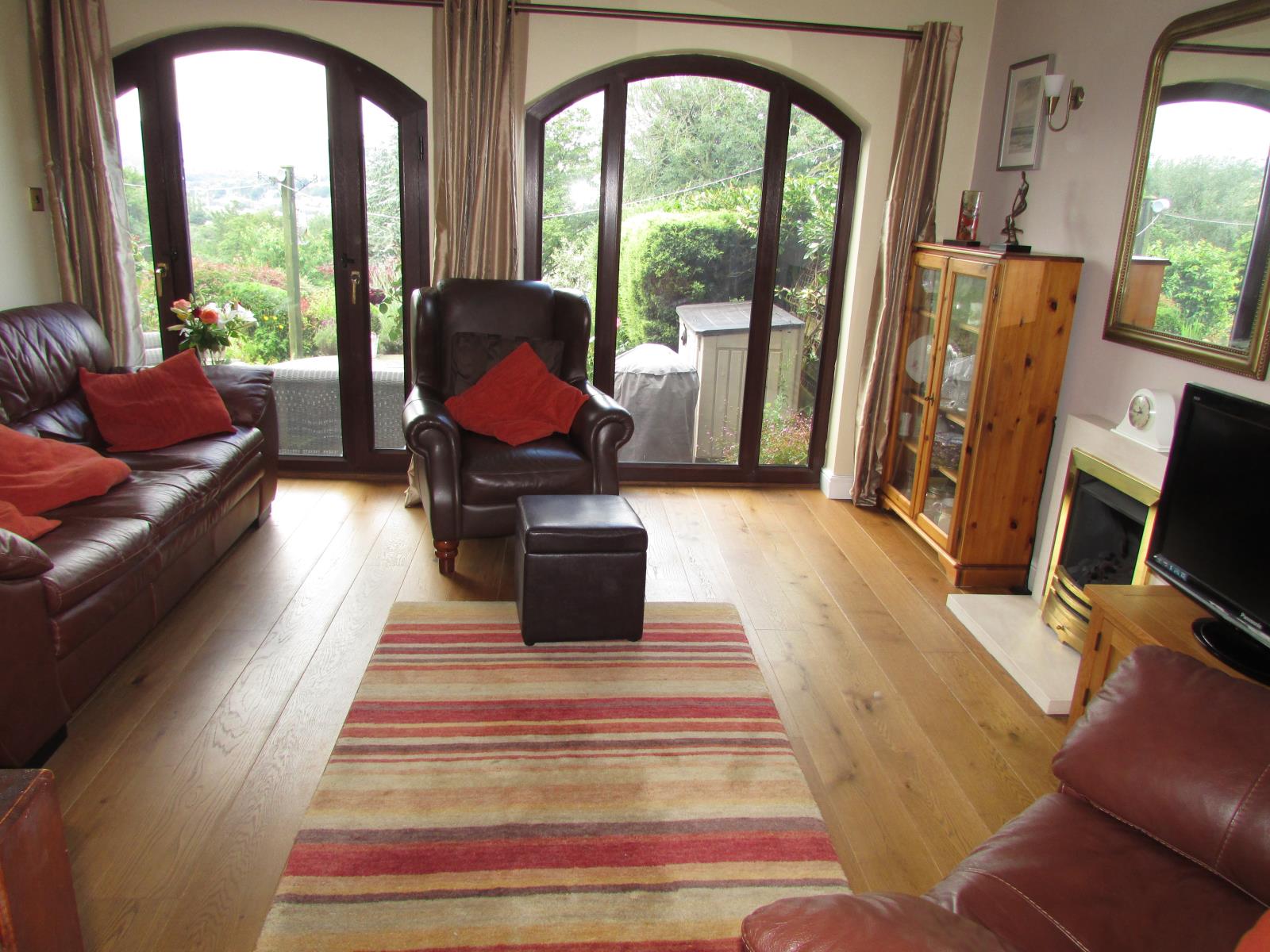 Cliff Hill Court, Holmfirth, HD9 1JF