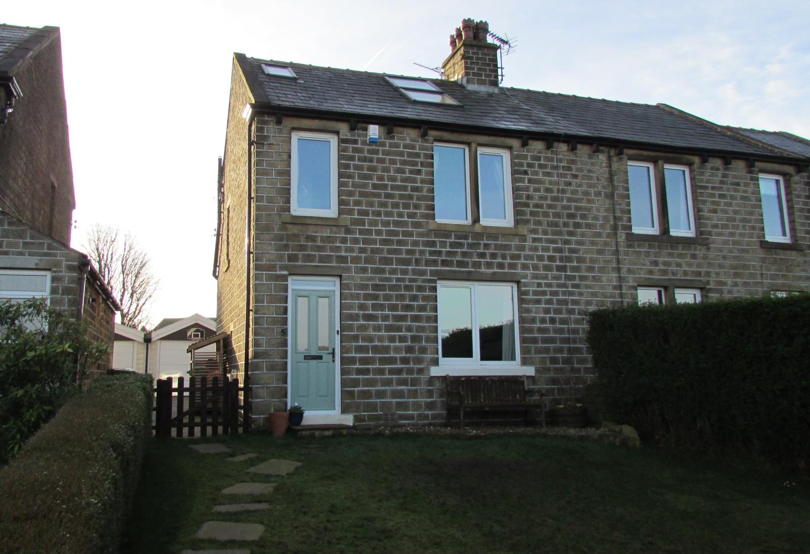5 Upper Bank End Road, Holmfirth HD9 1EW