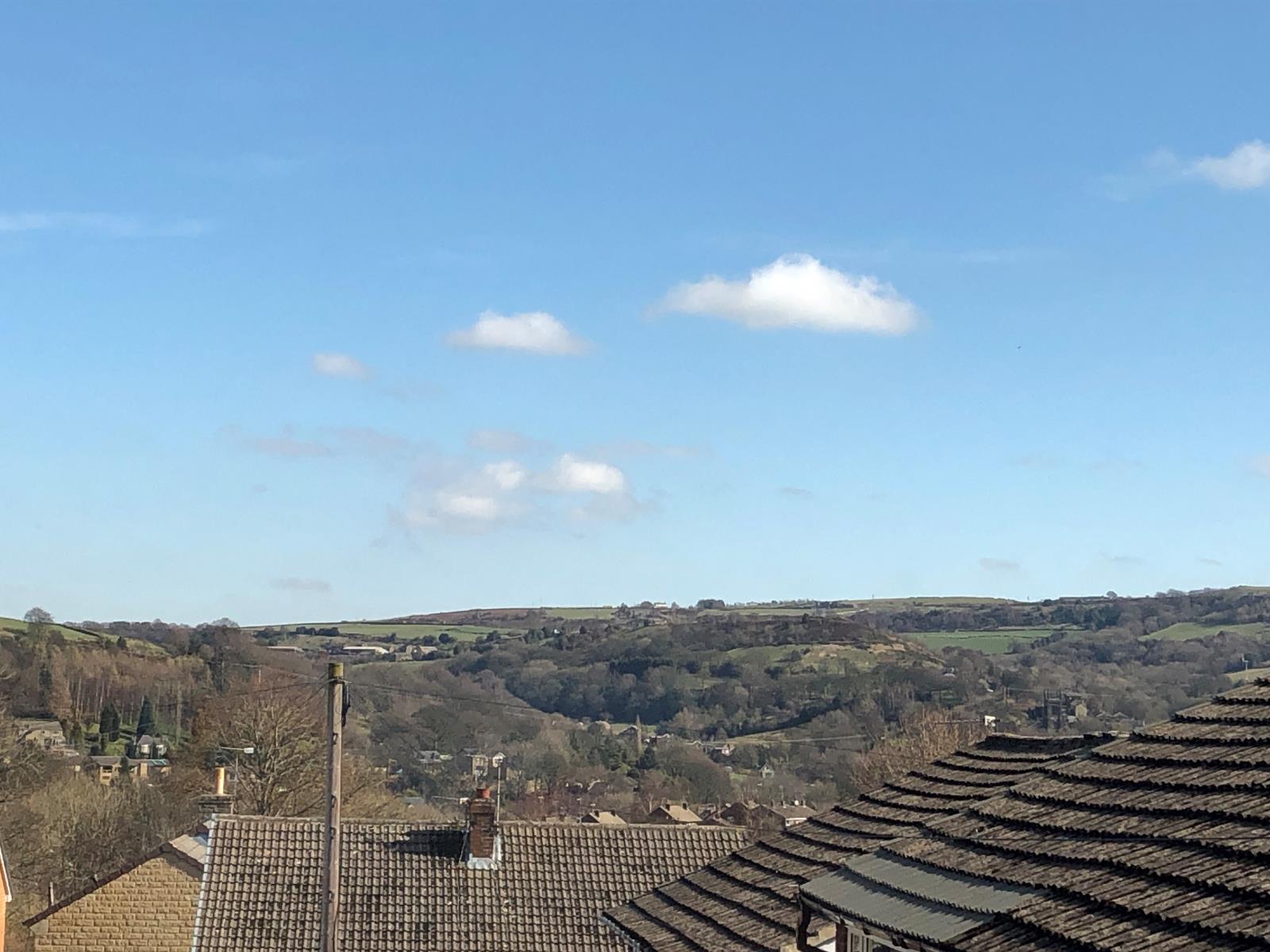 9 Daleside Avenue New Mill, Holmfirth, HD9 1LT