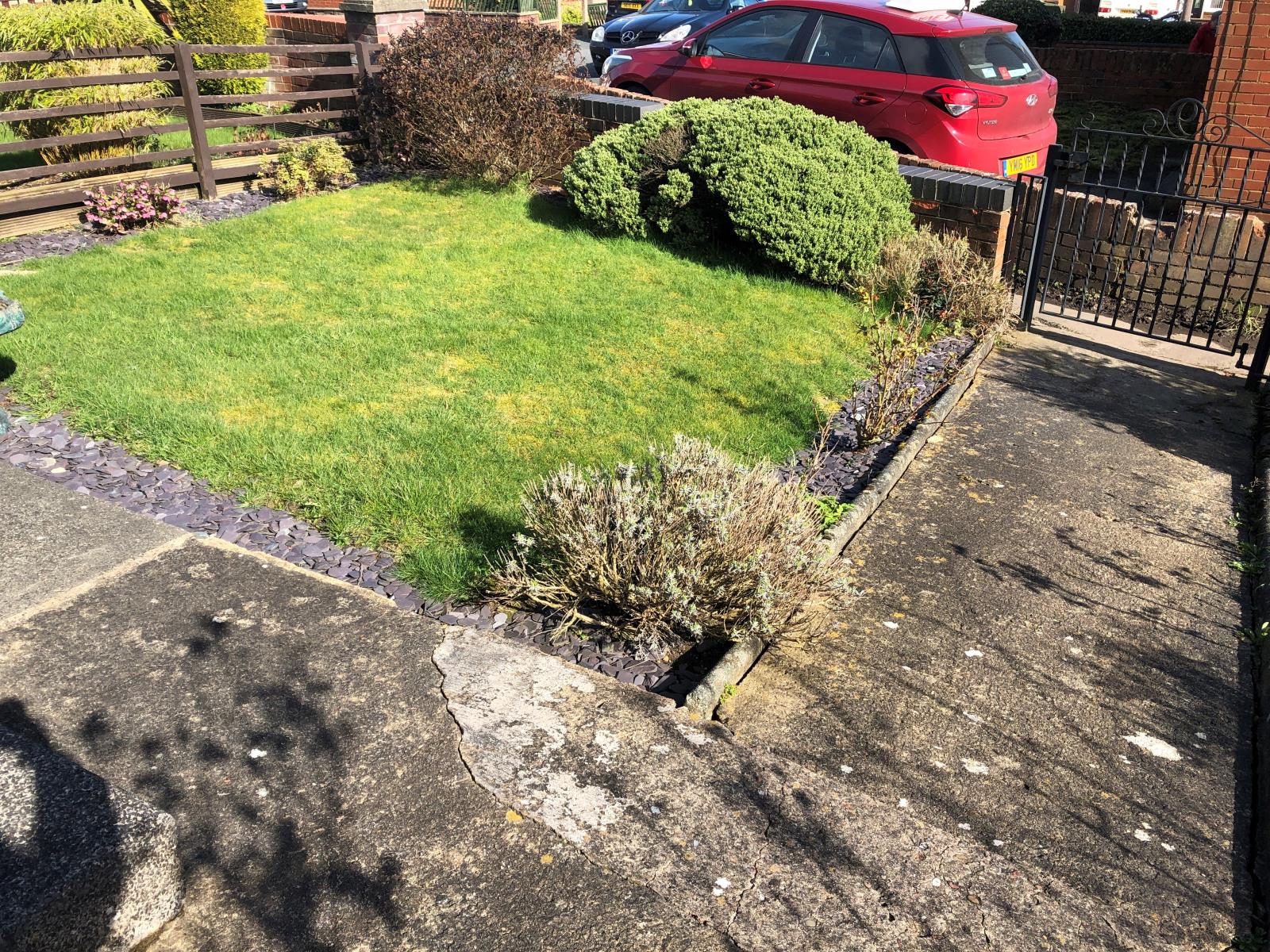 9 Daleside Avenue New Mill, Holmfirth, HD9 1LT