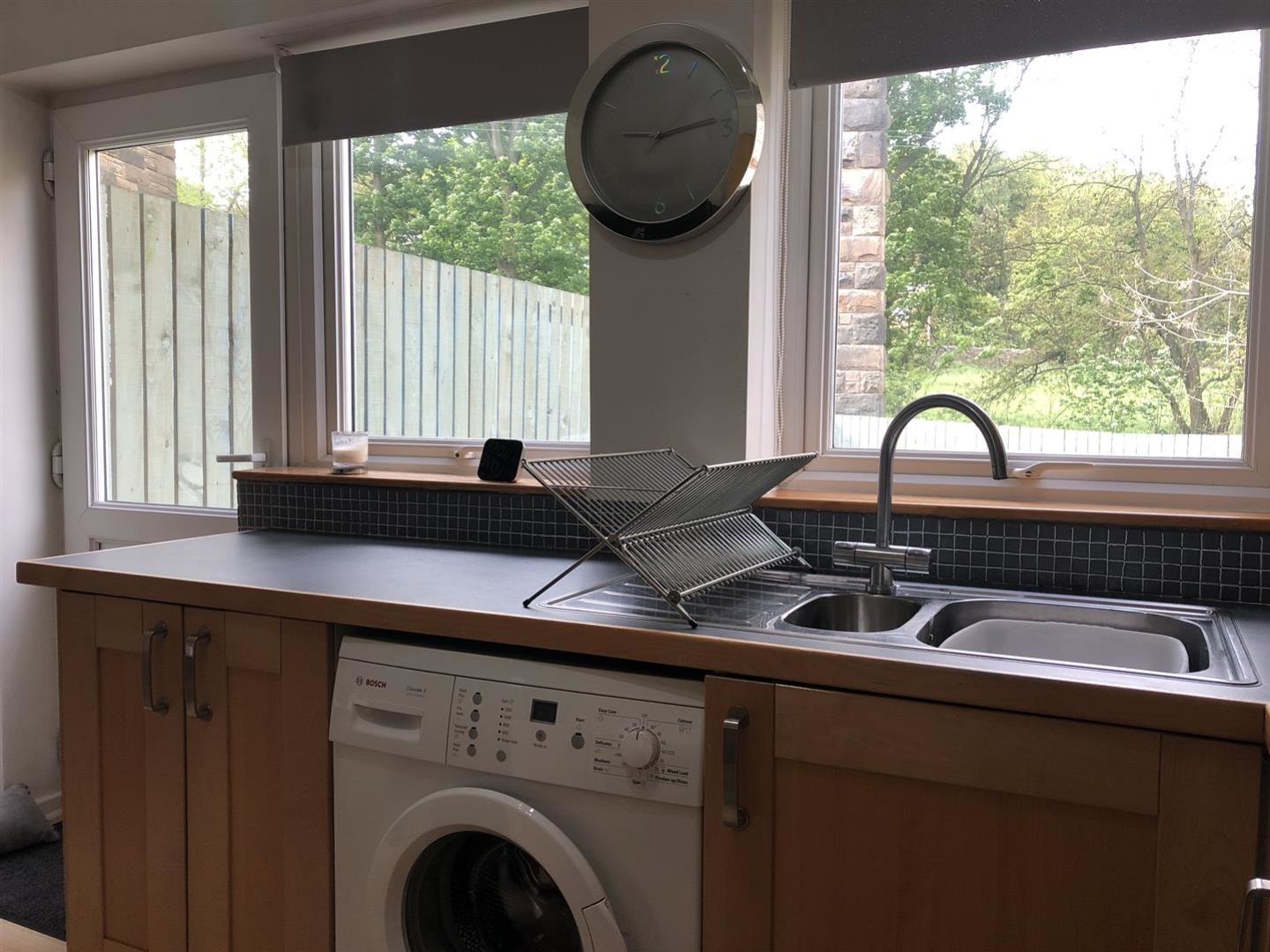 8 DALE CLOSE, DENBY DALE HD8 8RJ