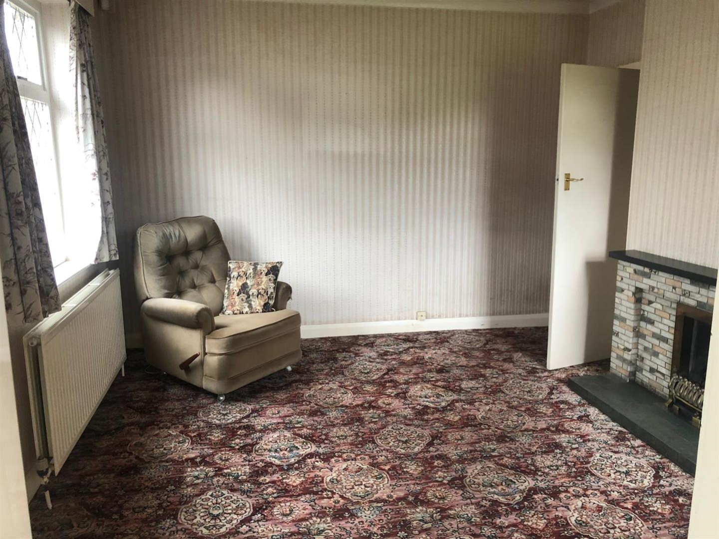 10 Standiforth Road, Dalton HD5 9HD