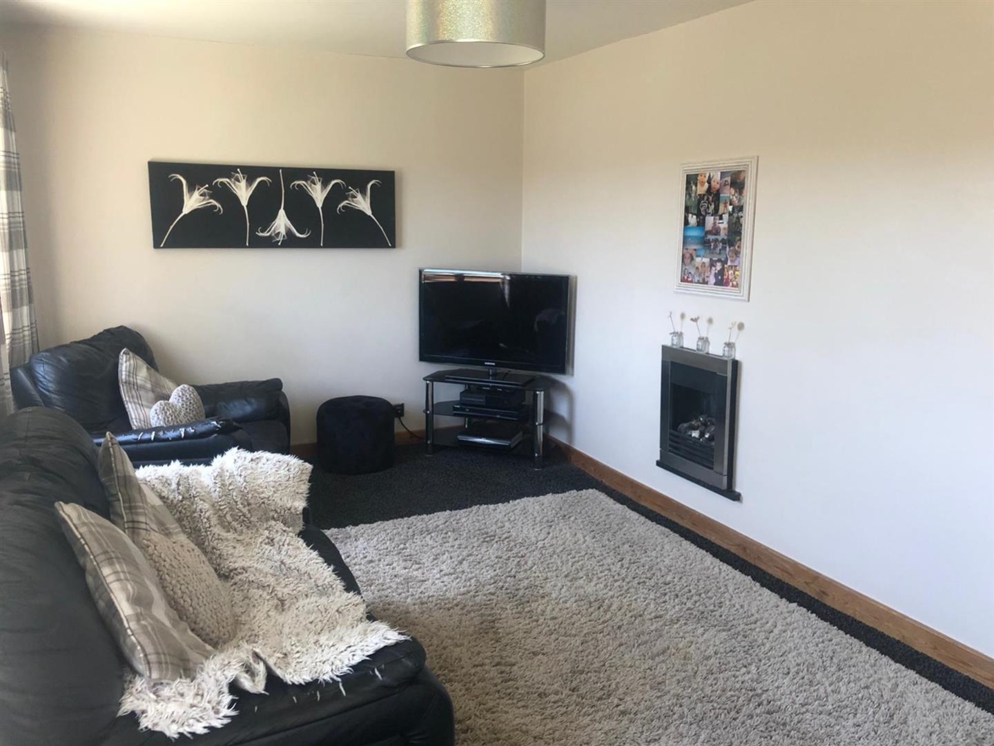 43 The Oval, Netherthong, Holmfirth HD9 3ET