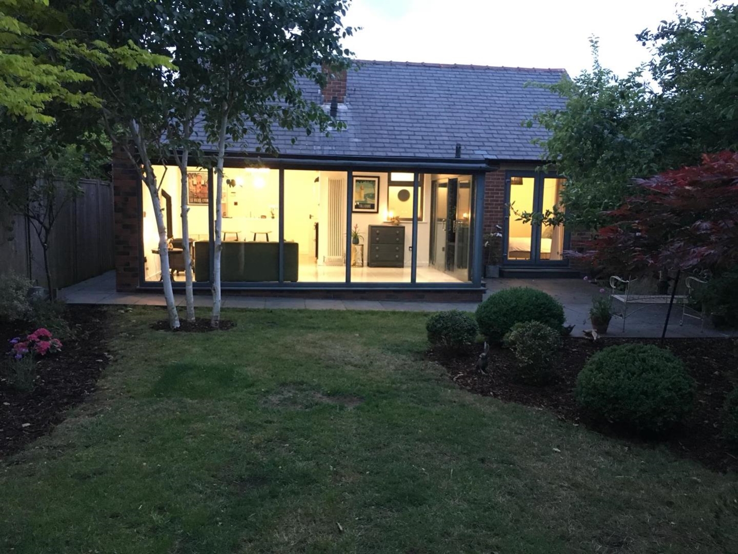 17 Greenhead Ave, Dalton HD5