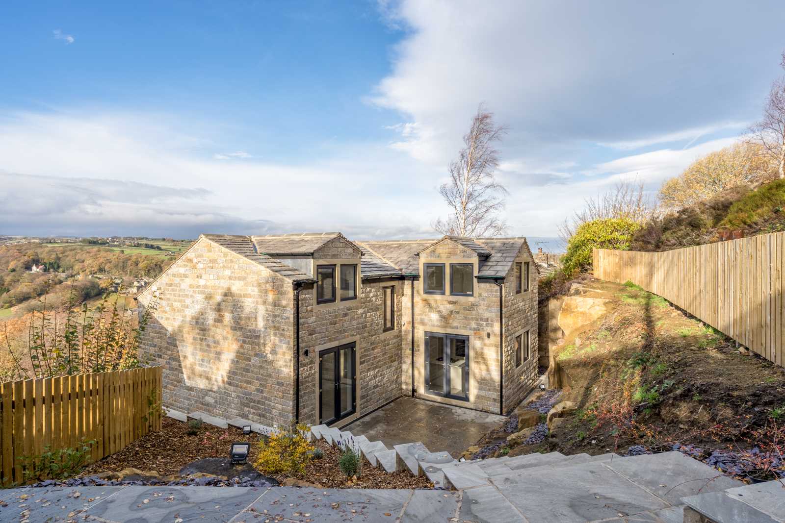 The Cliff, Cliff Road, Holmfirth, HD9 1UY