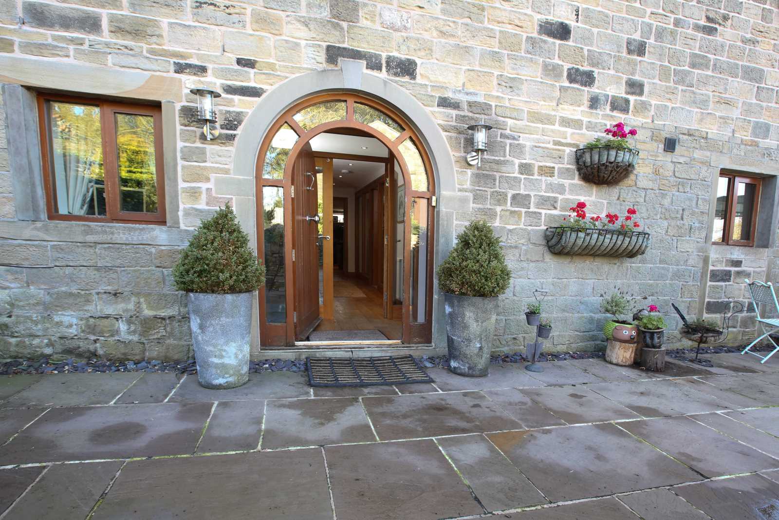 Swallows Barn, Chain Road, Slaithwaite HD7 5TZ
