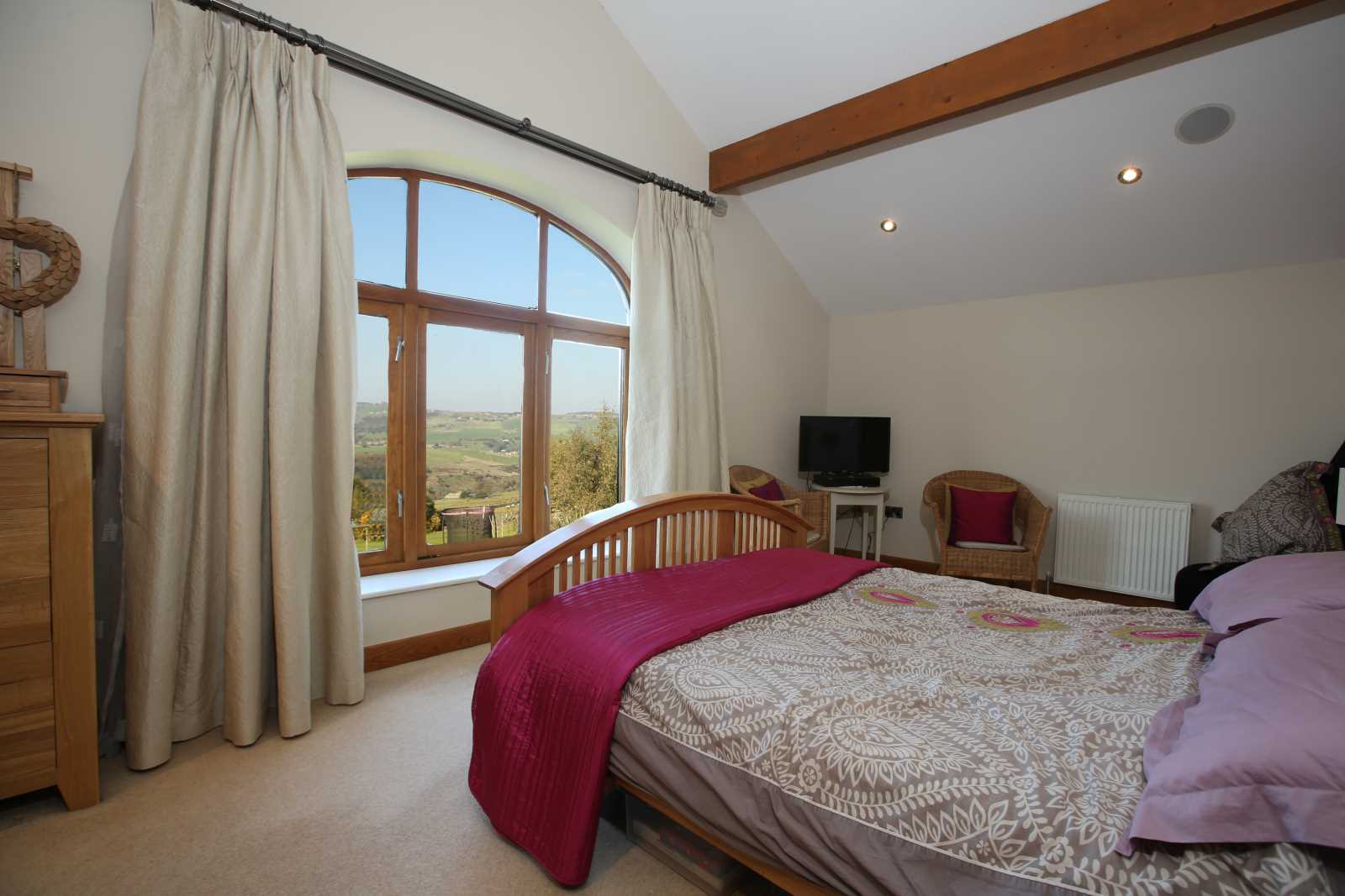 Swallows Barn, Chain Road, Slaithwaite HD7 5TZ