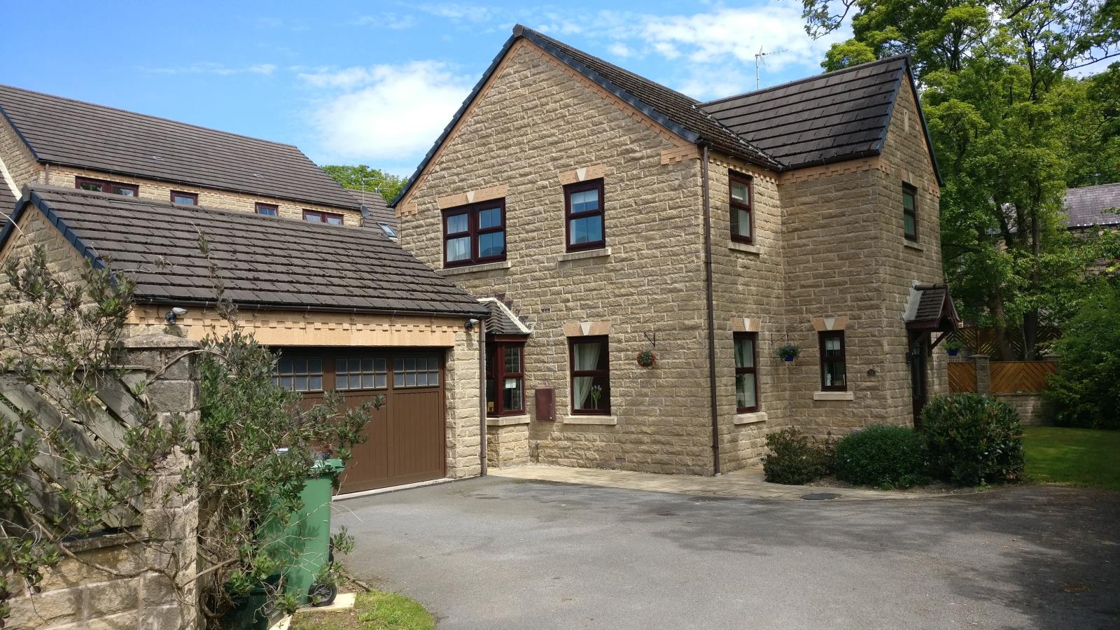 12 Mereside, Waterloo, Huddersfield, HD5 8SX