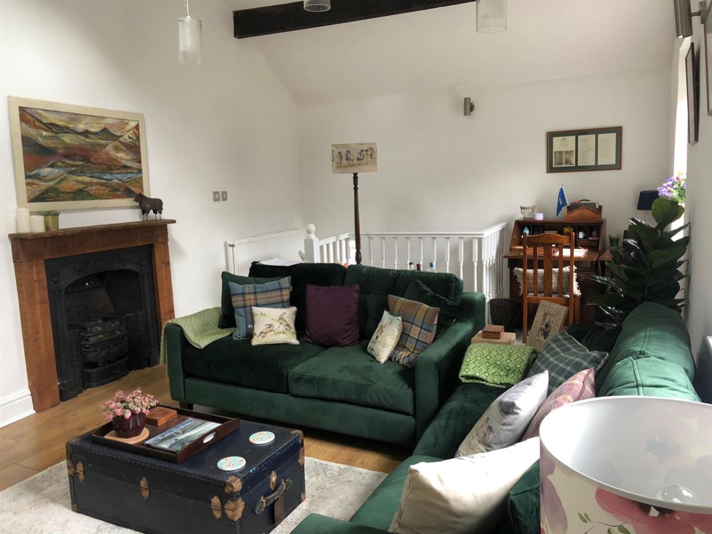Stable Cottage, 37 Towngate, Hepworth, Holmfirth, HD9 1TE