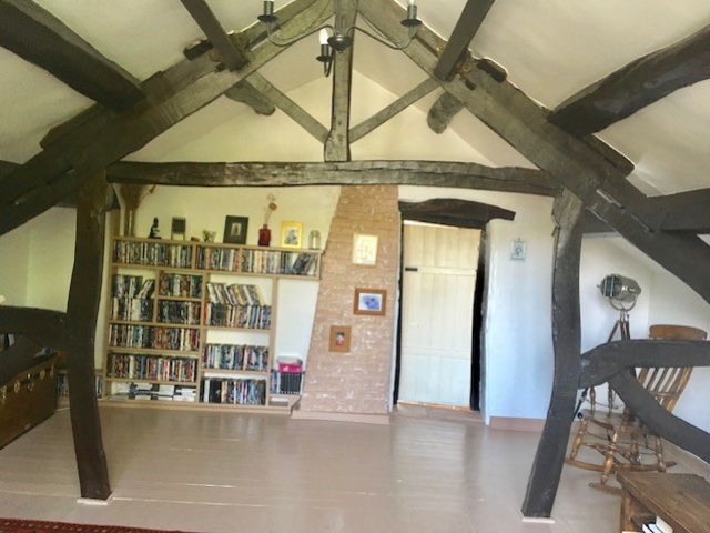 Old Muslin Hall, 11 Heys Road Thongsbridge, HD9 7SF