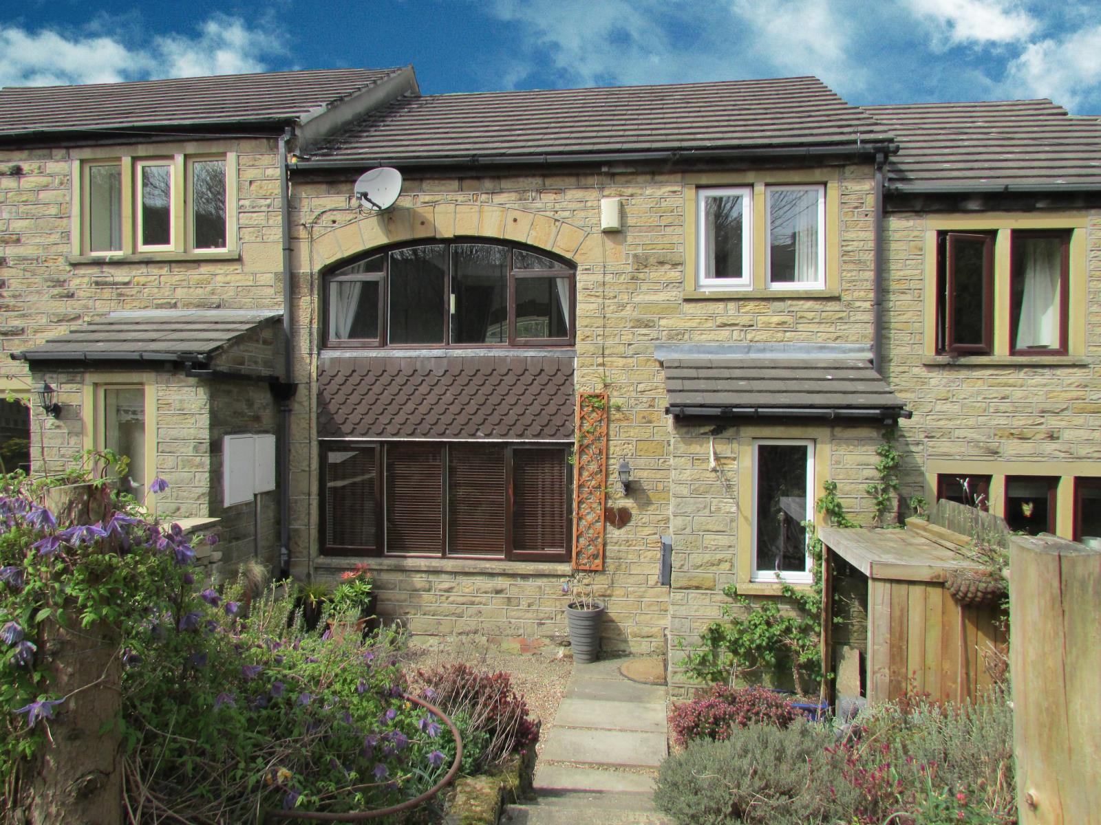 Miry Lane, Thongsbridge, Holmfirth, HD9