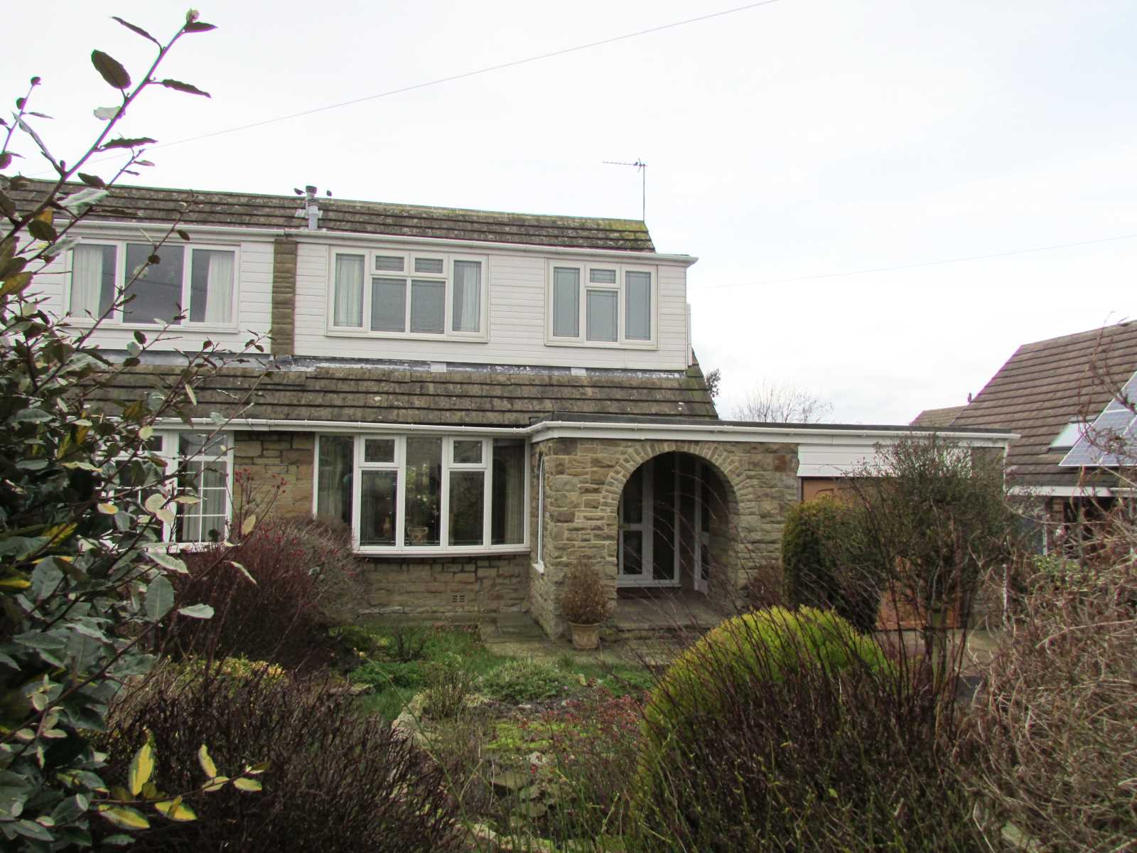 12 Denby Park Drive Grange Moor, Wakefield, WF4 4EE
