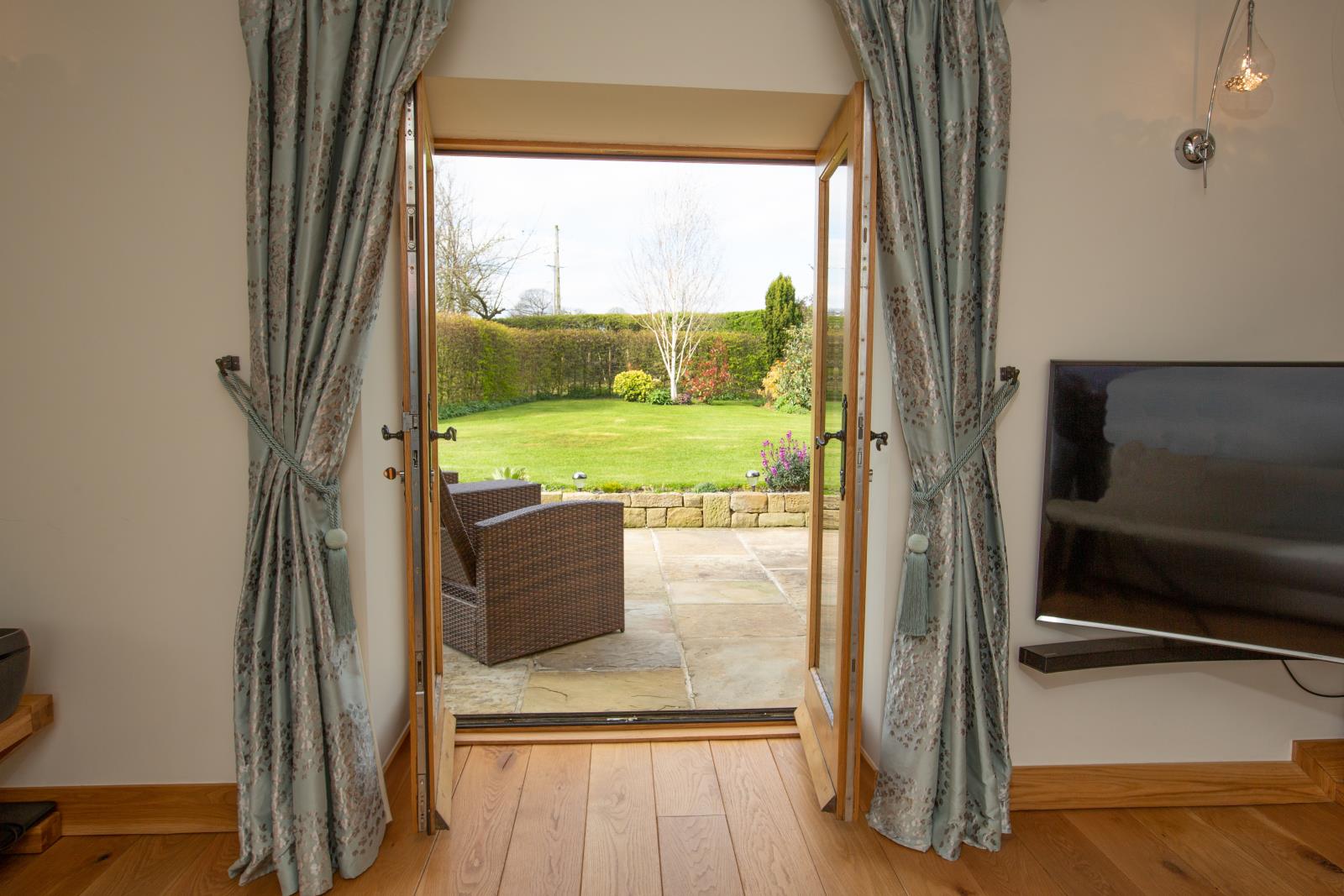 Far Broad Oak Farmhouse, Gunthwaite, S36 7GE