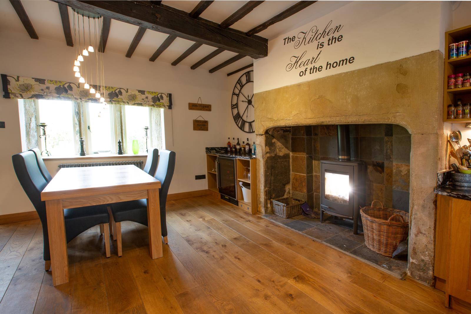 Far Broad Oak Farmhouse, Gunthwaite, S36 7GE