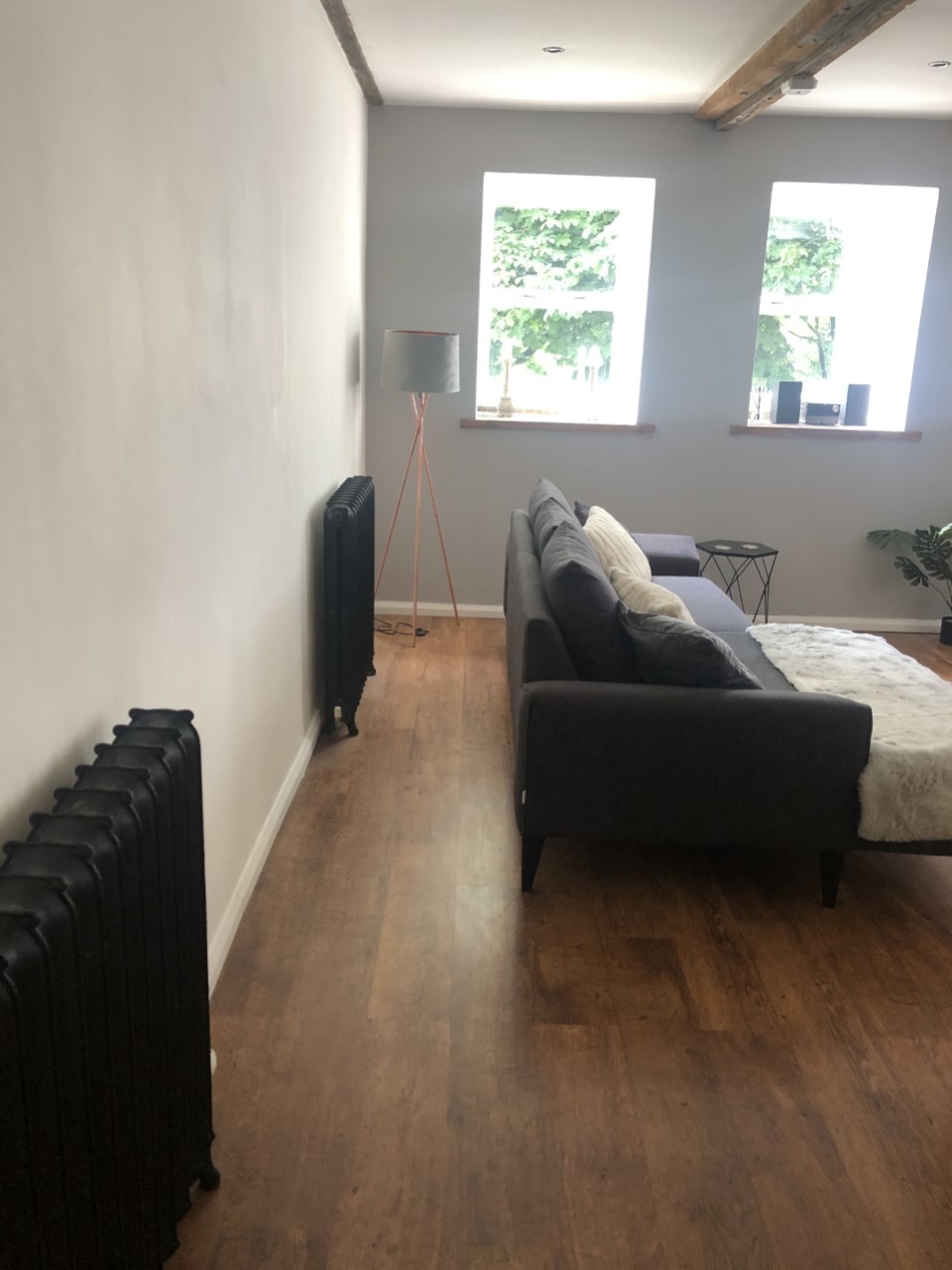 115 Dunford Road, Holmfirth HD9 2AR