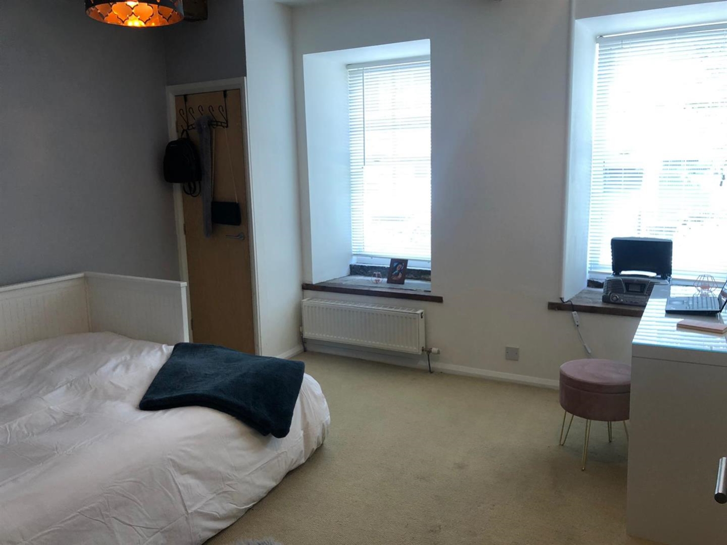 115 Dunford Road, Holmfirth, West Yorkshire HD9 2AR, UK