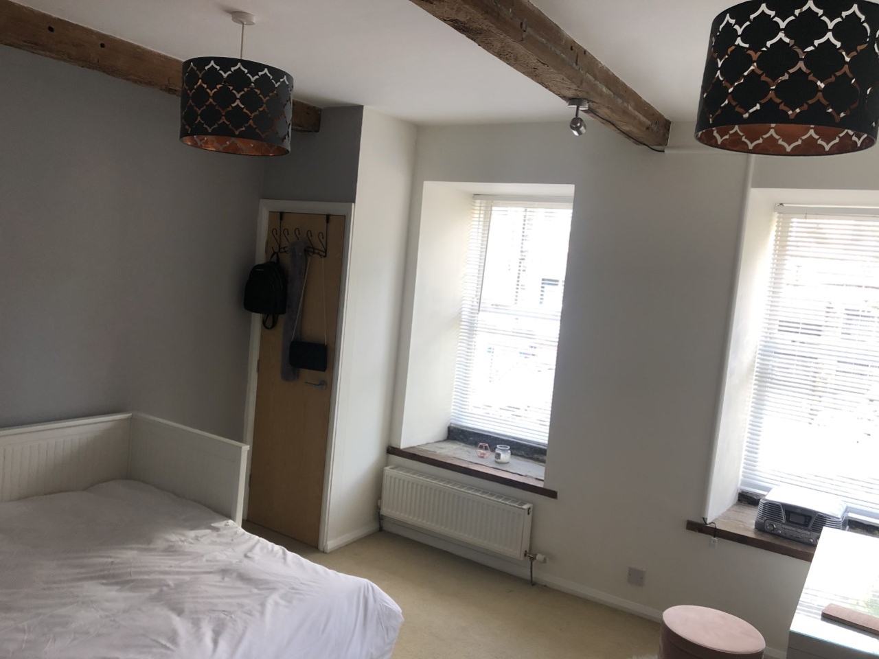 115 Dunford Road, Holmfirth HD9 2AR