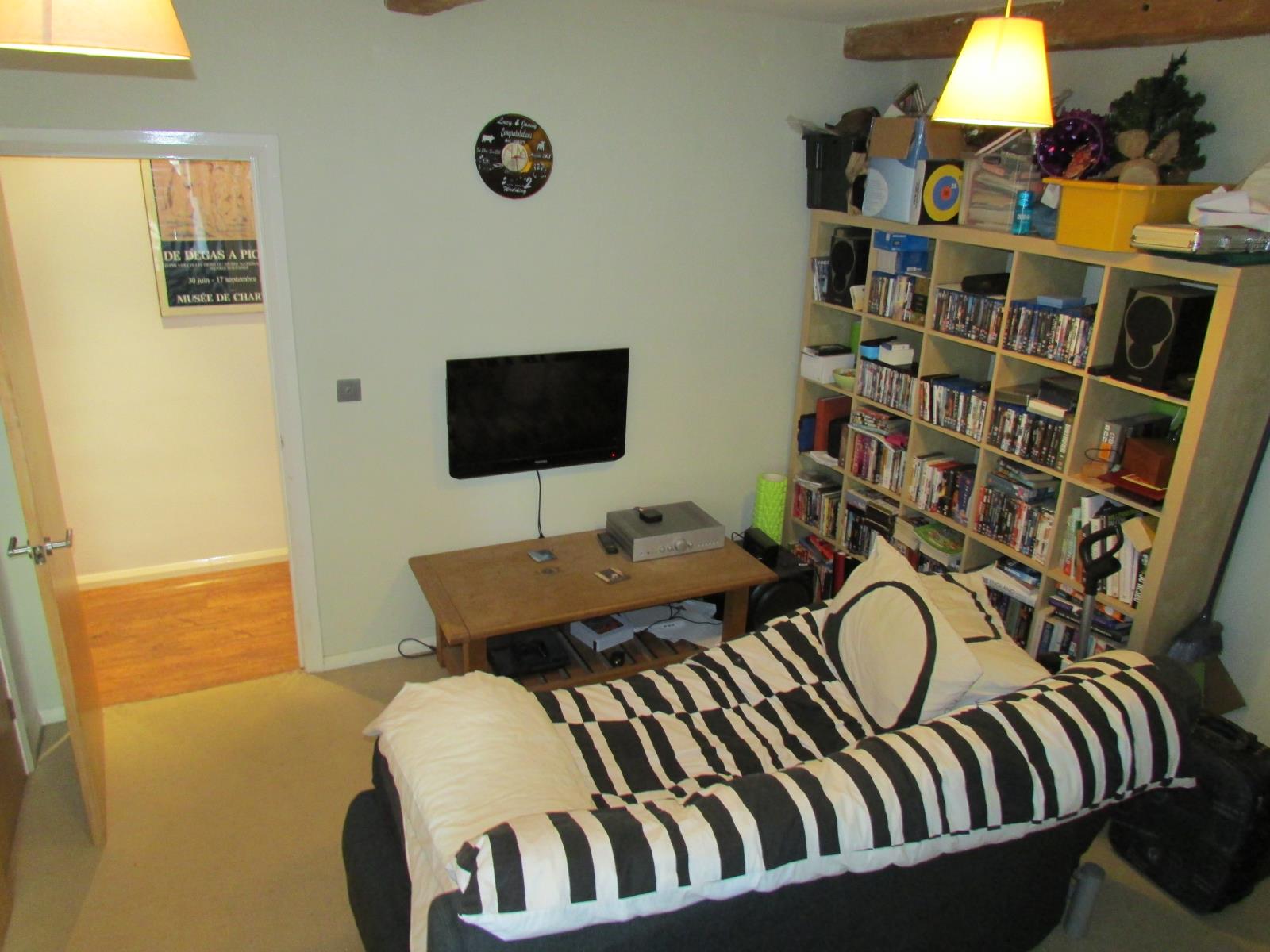 115 Dunford Road, Holmfirth, West Yorkshire HD9 2AR, UK