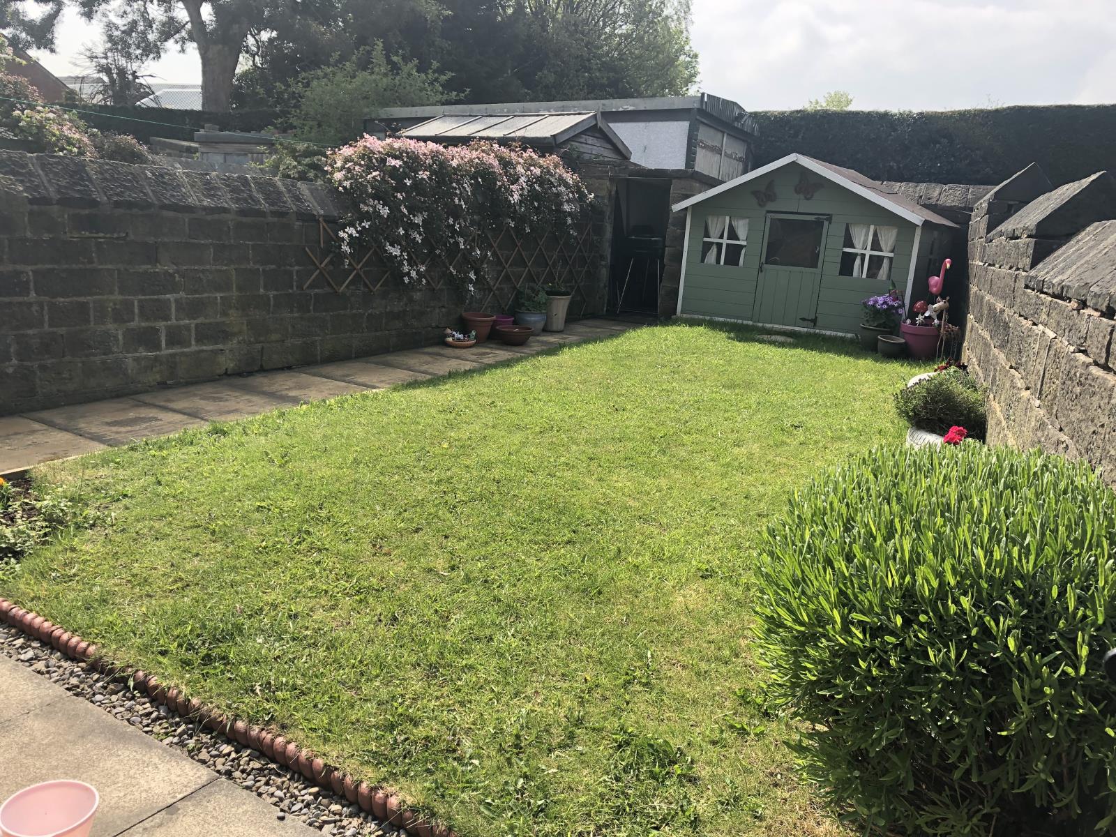 2 Long Lane, Honley, HD9 6EA
