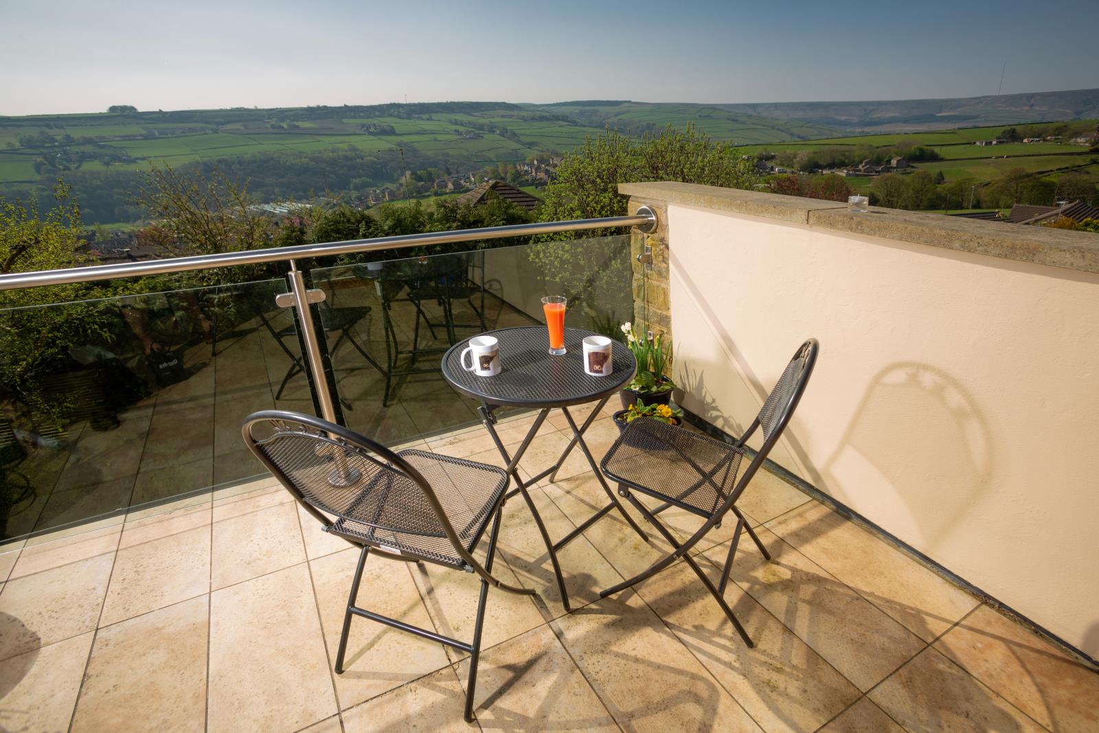 28 Allergill Park, Upperthong, Holmfirth, West Yorkshire HD9 3XH