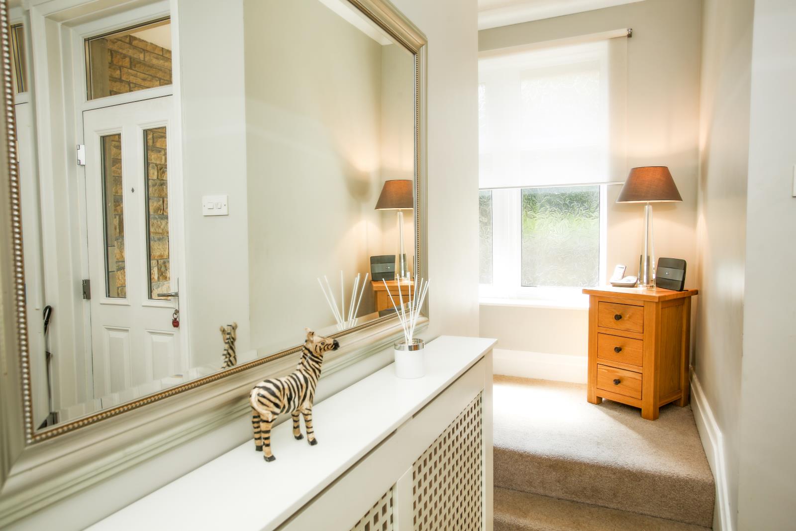 96 Far Banks Honley, Holmfirth, West Yorkshire HD9 6NW