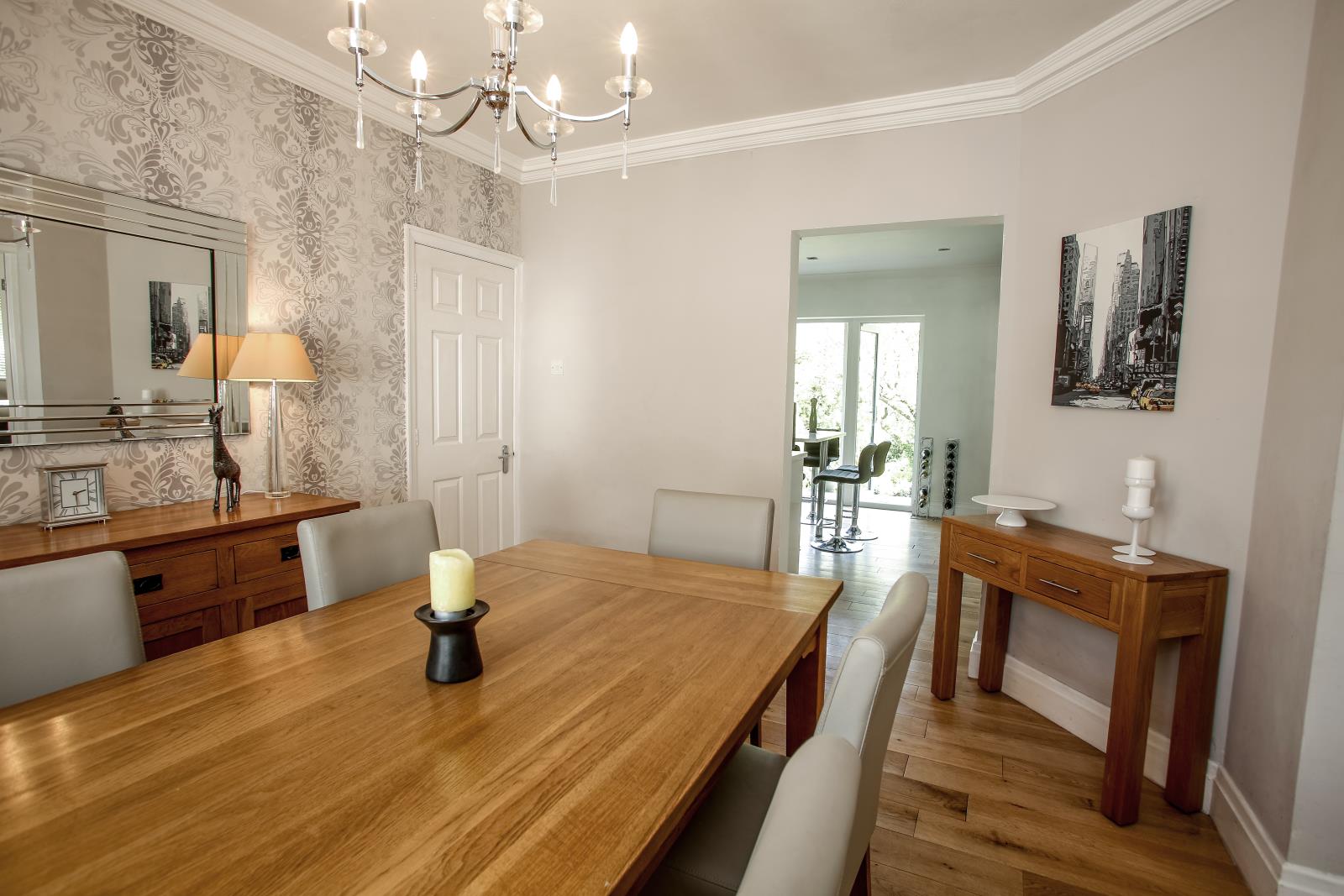 96 Far Banks Honley, Holmfirth, West Yorkshire HD9 6NW