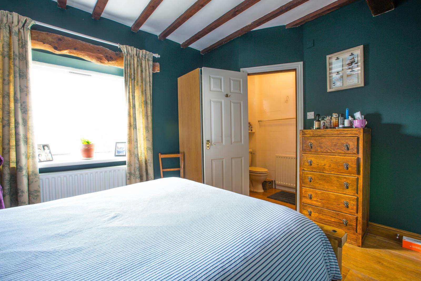 1 The Barn, Hall Ing Lane, Honley HD9 6QX