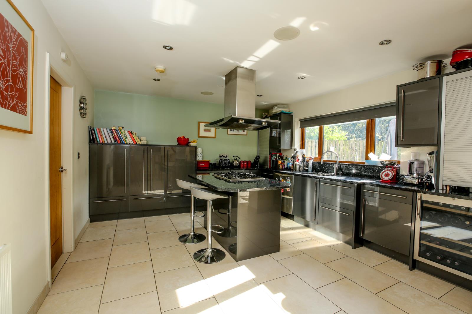 16 Victoria Mills, Holmfirth HD9 2TP