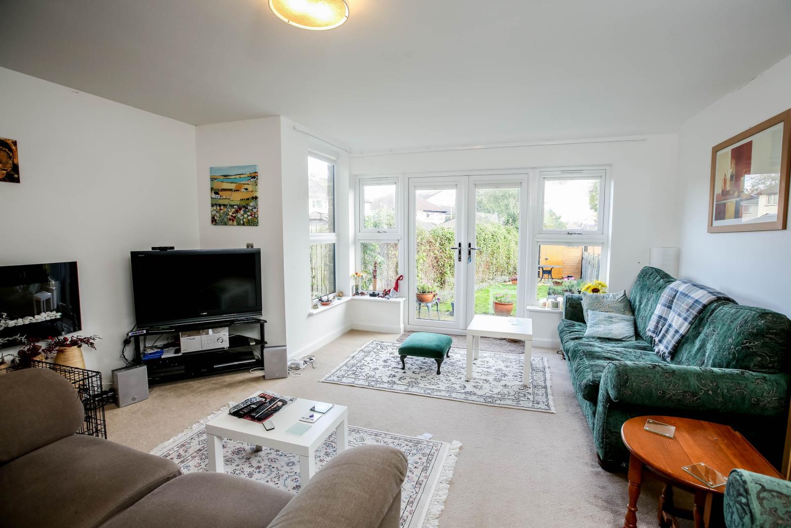2 Bradshaw Gardens, Honley, Holmfirth, HD9 6BL