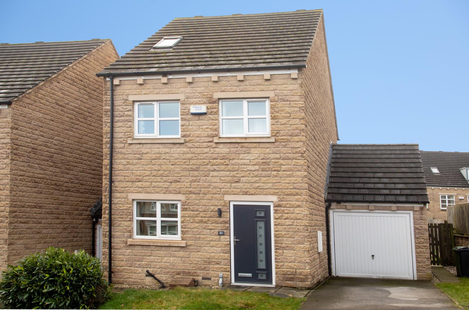 21 Suffolk Rise, Huddersfield, HD2 1ZG