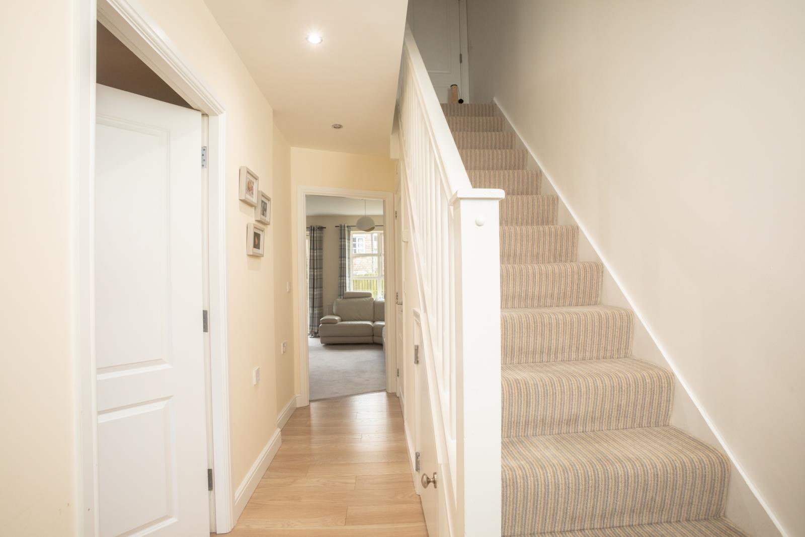 21 Suffolk Rise, Huddersfield, HD2 1ZG