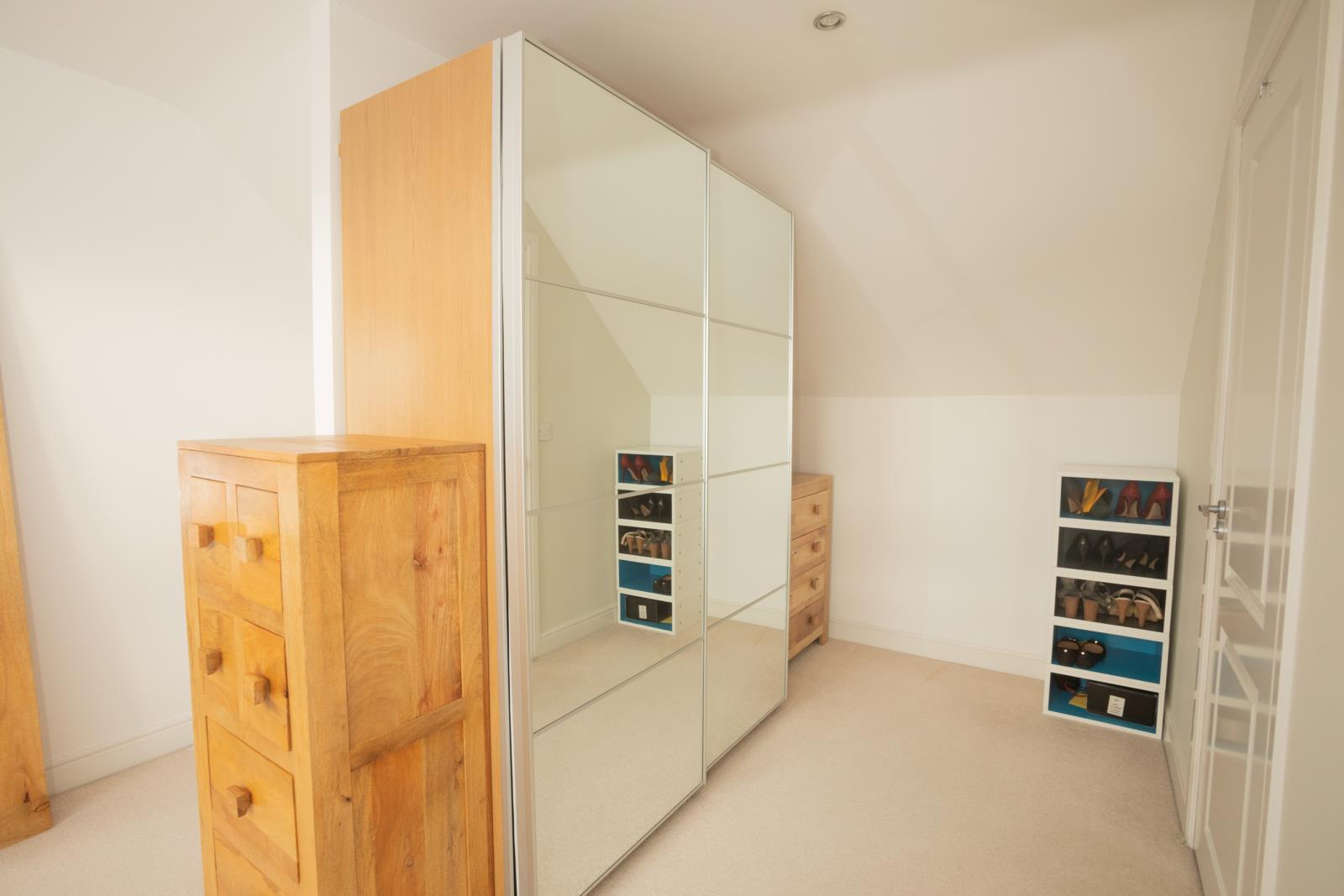 21 Suffolk Rise, Huddersfield, HD2 1ZG