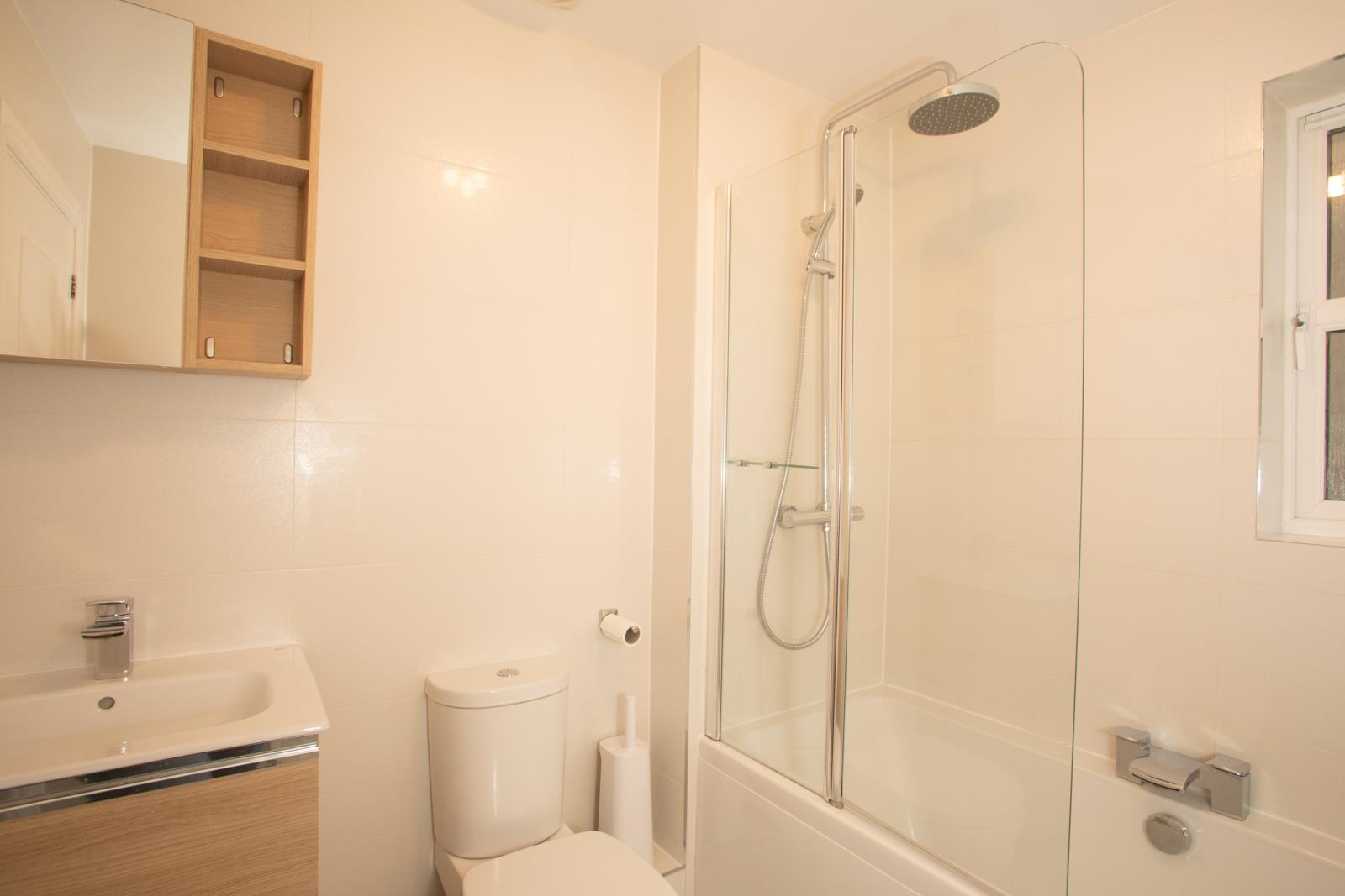 21 Suffolk Rise, Huddersfield, HD2 1ZG