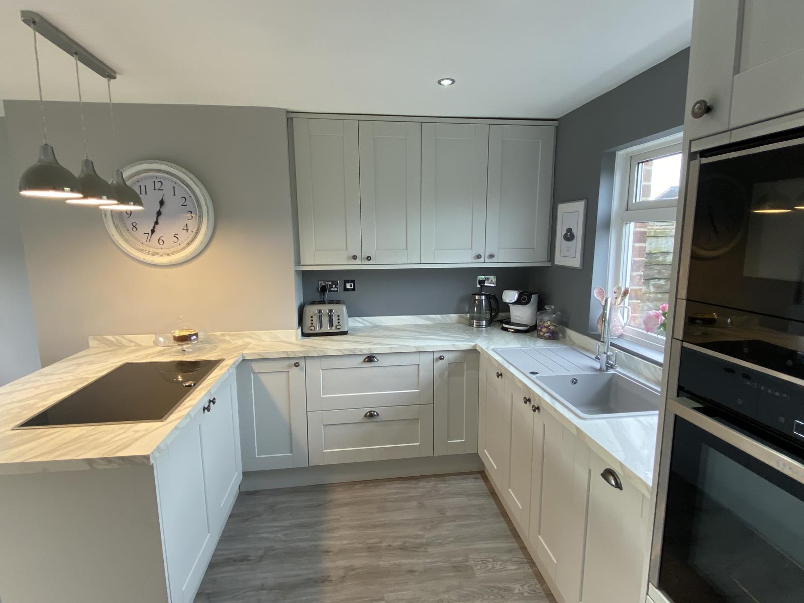 58 Highfield Crescent, Meltham, Holmfirth, HD9 5RG