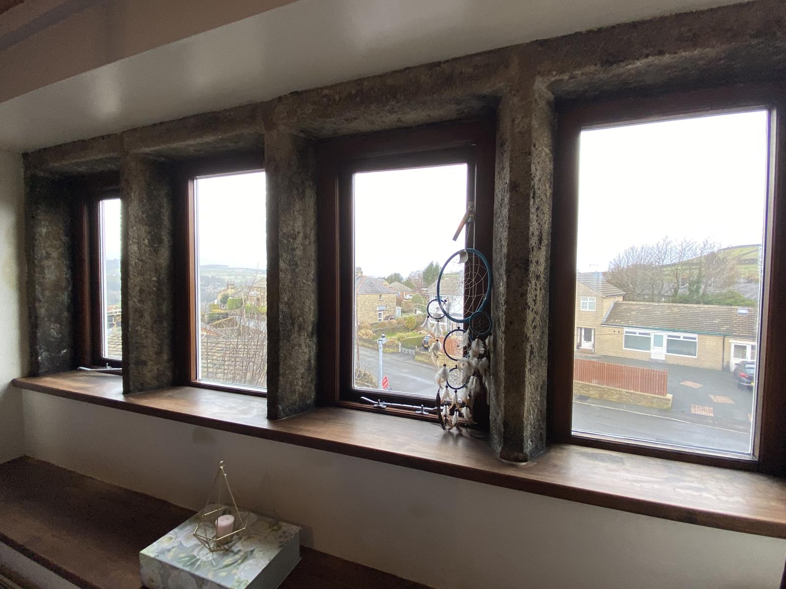 26 Cinderhills Road, Holmfirth, West Yorkshire, HD9 1EH