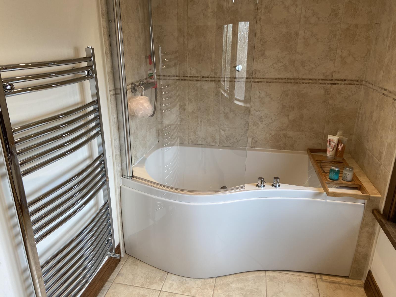 26 Cinderhills Road, Holmfirth, West Yorkshire, HD9 1EH