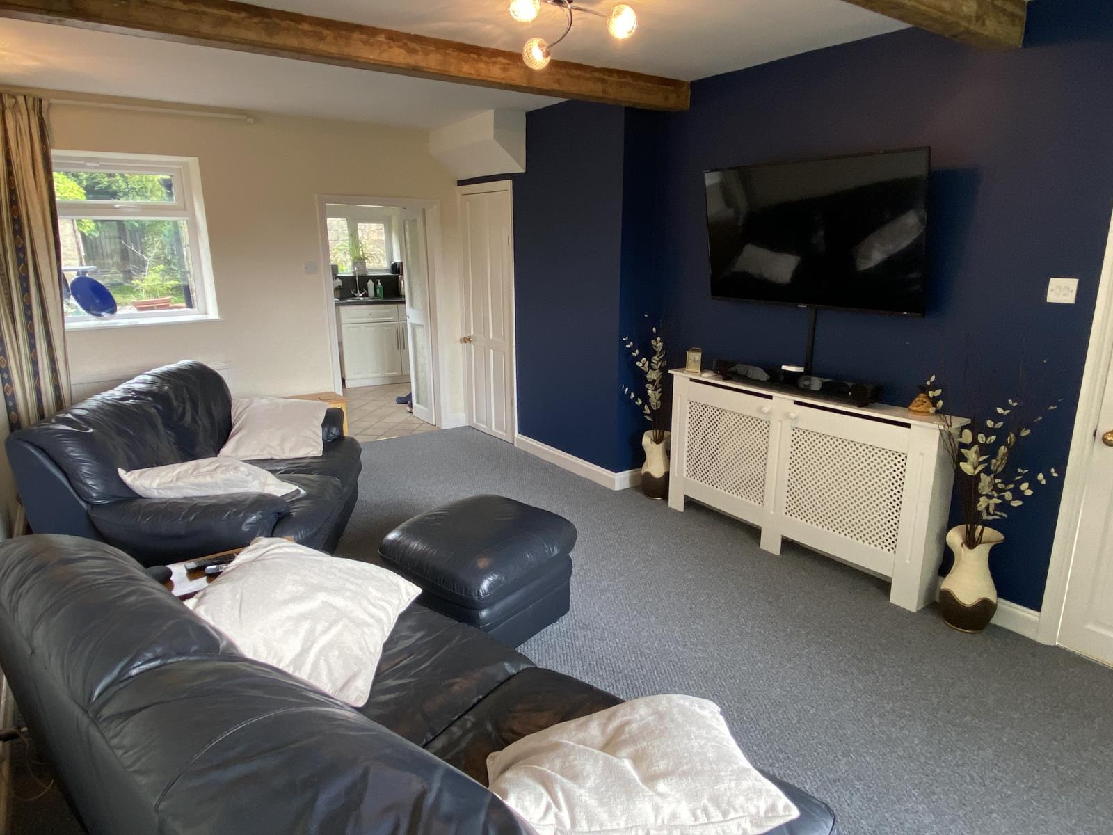 Laurel Cottage, Penistone Road Shelley, Huddersfield, HD8