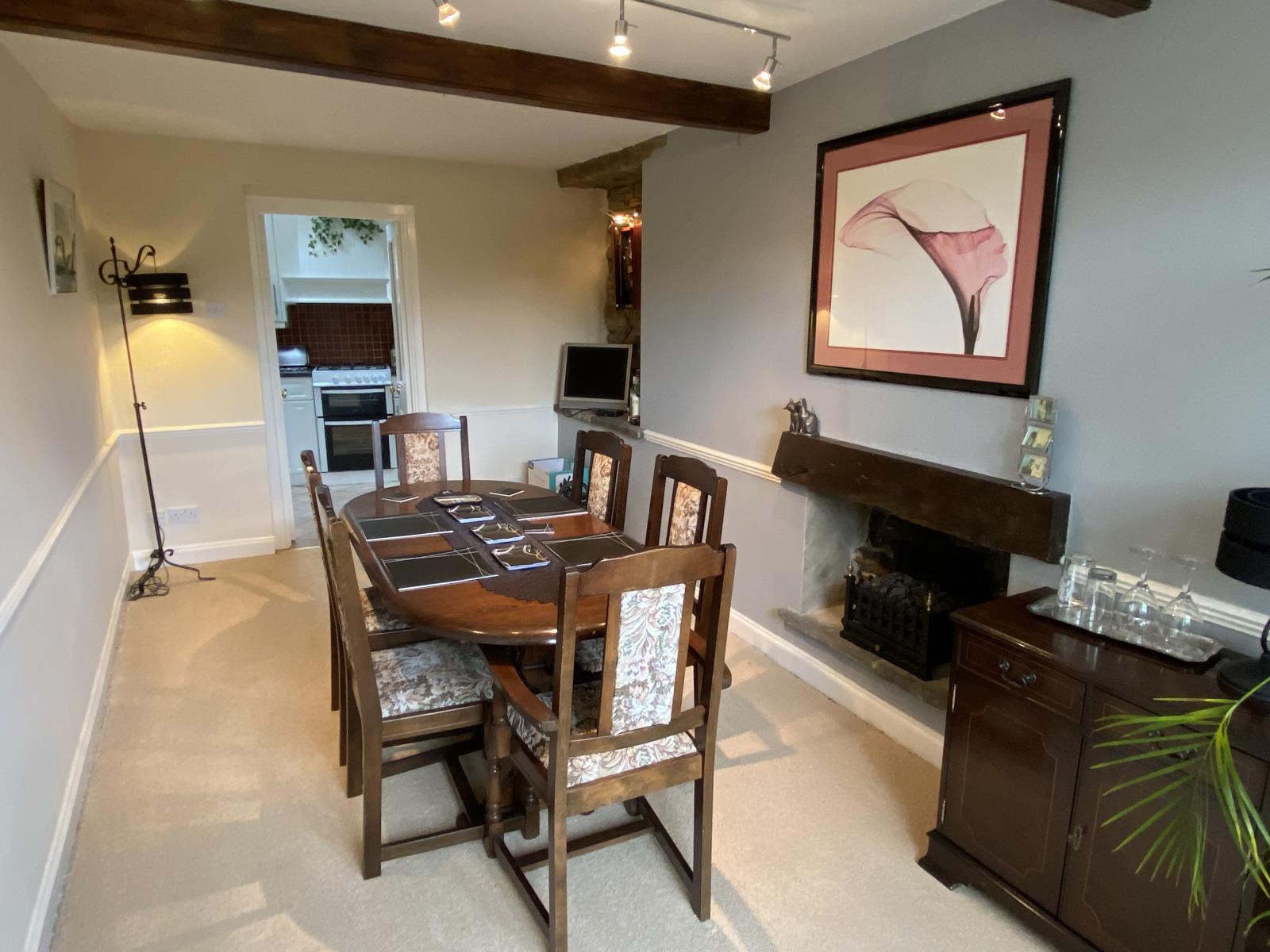Laurel Cottage, Penistone Road Shelley, Huddersfield, HD8