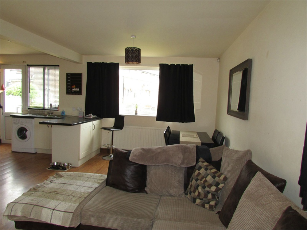 10 Spring Lane, Holmfirth